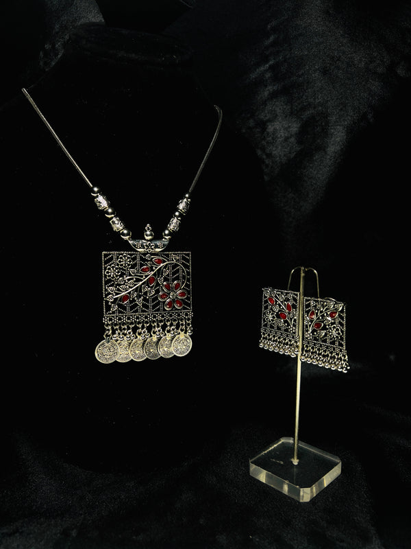 Oxidized Silver Necklace With Red Accents And Earrings Set