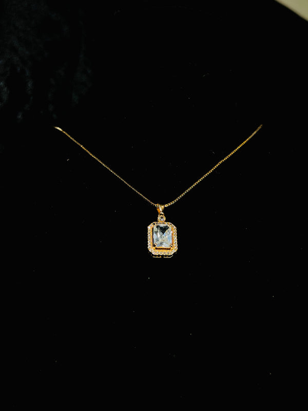Royal Silver Stone Pendant Necklace