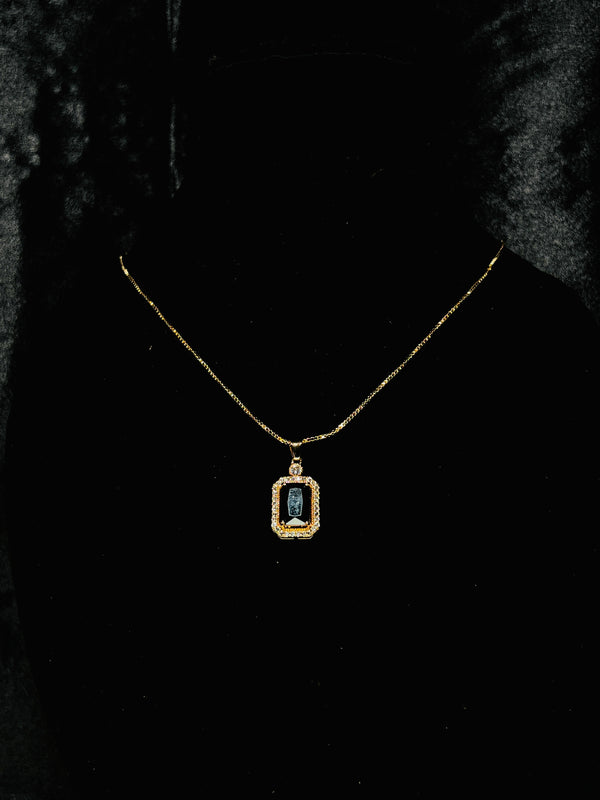 Royal Black Stone Pendant Necklace